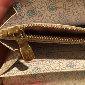 LV sarah monogram wallet- more photos